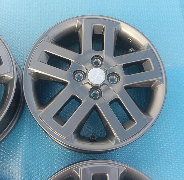 99%新品 納車前外し 傷無し汚れ無しご満足間違いなしの超超極上品 感動レベル! 三菱 デリカミニ 純正 1本単品 新車外し