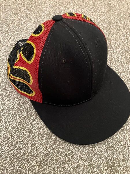 MAGIC HEADWEAR フレイムデザインキャップ