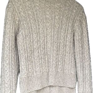 無印良品ケーブルニット セーター