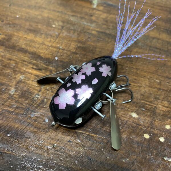 ハンドメイドルアー マイクロクローラー桜