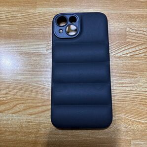 ダウンジャケット風iPhoneケース iPhone13