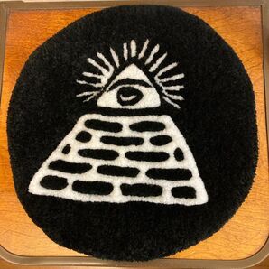 チェアパッド ラグ タフティングラグ エジプト ホルスの目 インテリア