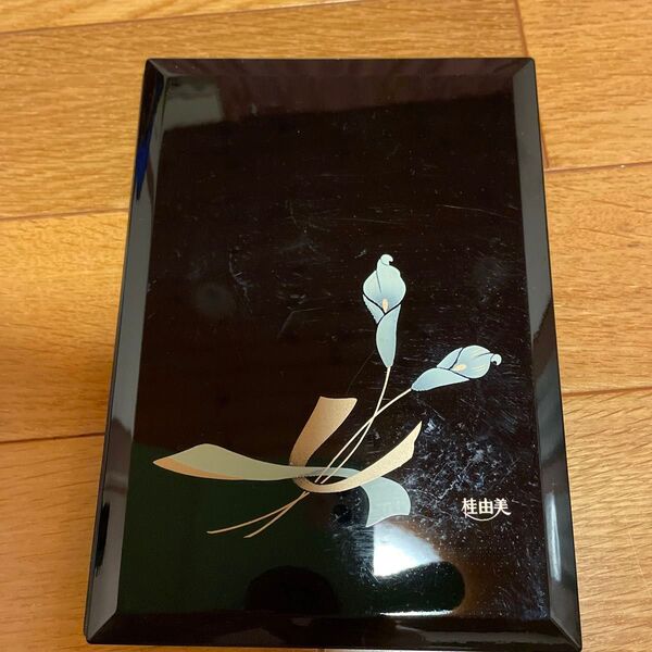 桂由美デザイン電話帳