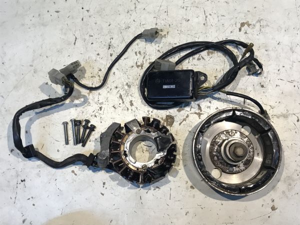 Yahoo!オークション -「cb400n ステーター」の落札相場・落札価格 Yahoo!オークション -「cb400n ステーター」の落札相場・落札価格