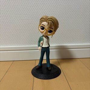 bts ジミン dynamite衣装 フィギュア