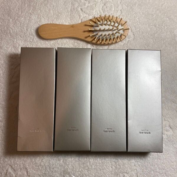 リッツカールトン 木製ヘアブラシ 4本セット