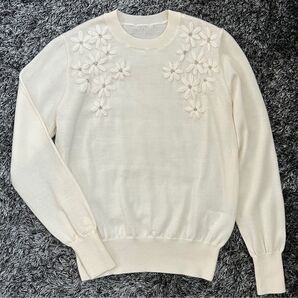 1.5万円→6千円 超美品!ディノス フラワー刺繍 ニット ホワイト セーター