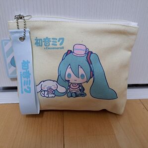 【新品】初音ミク×シナモンロール キャンバスファスナーポーチA サンリオ