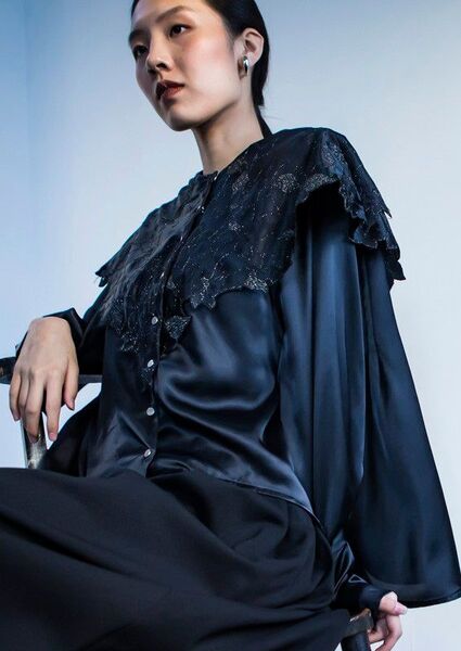Riu Flower scallop cape blouse 黒 rちゃん