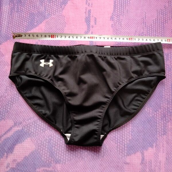 陸上パンツ(黒US/XL)・アンダーアーマ― 未使用新品 D3-70