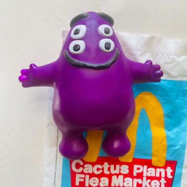【新品】 アメリカ 大人のハッピーセット グリマス おもちゃ 1点