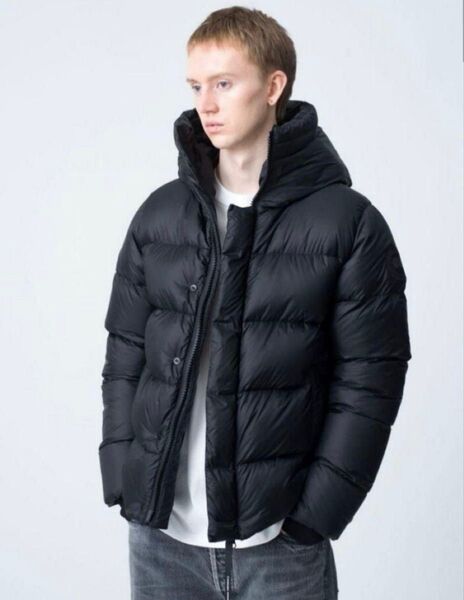 新品未使用 カナダグースMacMillanPuffer ロンハーマン限定300着
