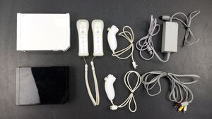 10 任天堂 Wii 本体 RVL 001 リモコン ソフト 4本 セット ホワイト ブラック 動作確認済 ニンテンドー Nintendo◆ゲーム 機 零 眞紅の蝶
