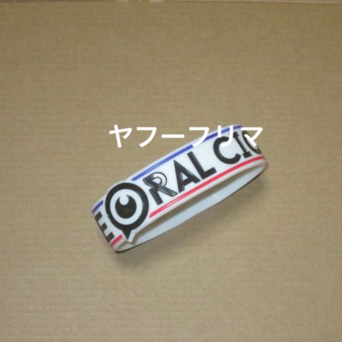 THE ORAL CIGARETTES・フード付きポンチョタオル】|Yahoo THE ORAL CIGARETTES・フード付きポンチョタオル】|Yahoo
