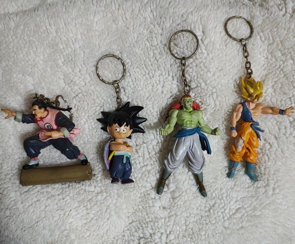 ドラゴンボールキーホルダー4体