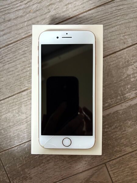 iPhone8 ローズゴールド docomo 64GB SIMロック解除
