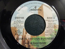 Alfie Davison ： Love Is Serious Business 7'' / 45s ★ '79年モダン・ソウル再発 ☆ シングル盤 / EP / 落札5点で送料無料_画像1