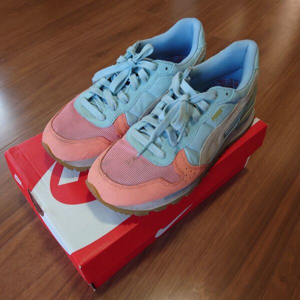PUMA RS-X 水色/ピンク スニーカー