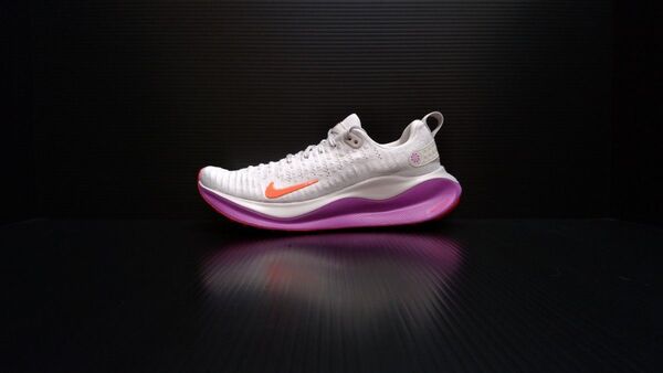 50%OFF 未使用品 NIKE REACTX INFINITY RUN 4 DR2665 011