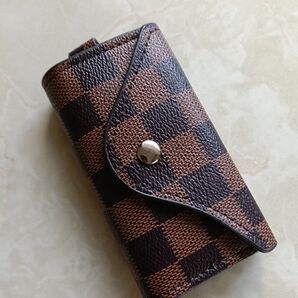 キーケースチャック柄市松模様男女兼用ブラウン