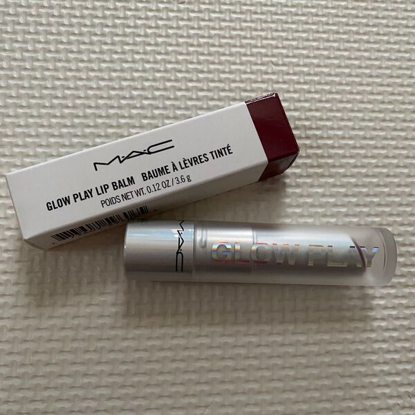 MACグロープレイリップバームグレープリーアドマイアード