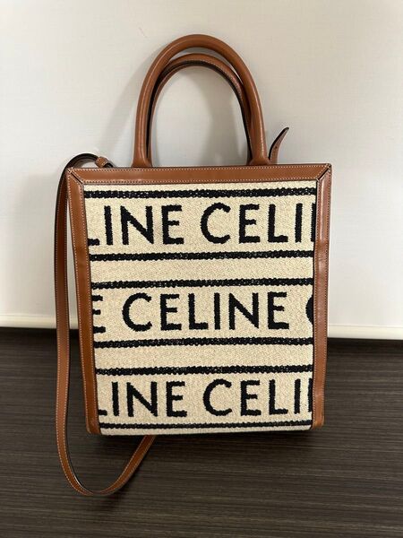 CELINE- セリーヌ トートロゴ入り- カラー: ベージュ・ブラウン- 素材: キャンバス・レザー-スタイル: ショルダーバッ