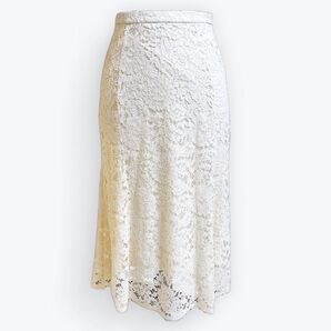 新品タグ付き UNIQLO ユニクロ レーススカート M フレアスカート 白 ひざ丈 M ホワイト