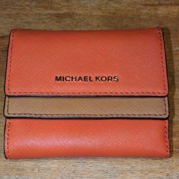 MICHAEL KORS 三つ折り財布