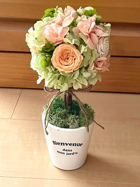 **..春色トピアリー..**.プリザーブドフラワー ナチュラルインテリア