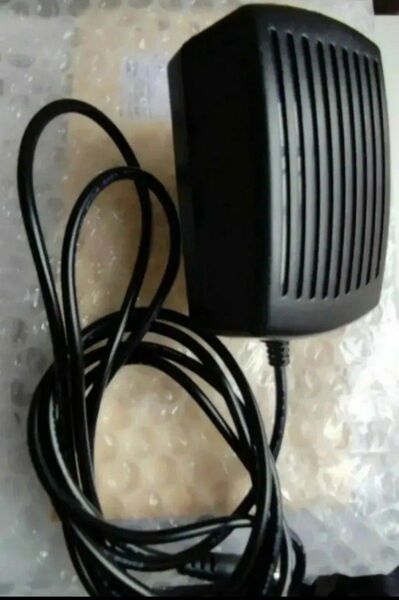 中古 ドクターエアmn-001用 IVP1280-2000P 充電器 ACアダプターのみ
