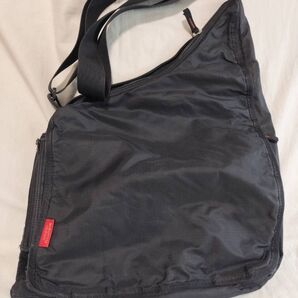 中古 マンハッタン パッセージサイドウェイズパック 黒 ショルダー ナイロン