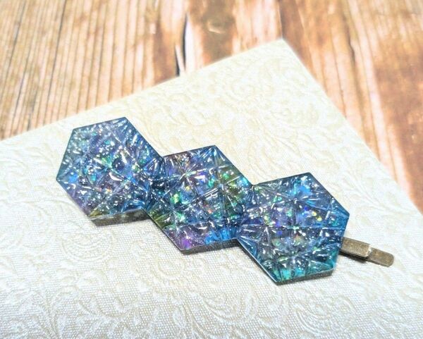 切子ガラス風ヘアピン ブルー 青系 三連タイプ ハンドメイド レジンアクセサリー