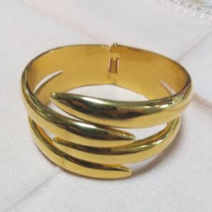 ■バングル ゴールド インディアンジュエリー 直系約5.6cm 綺麗 大人 アクセサリー お洒落