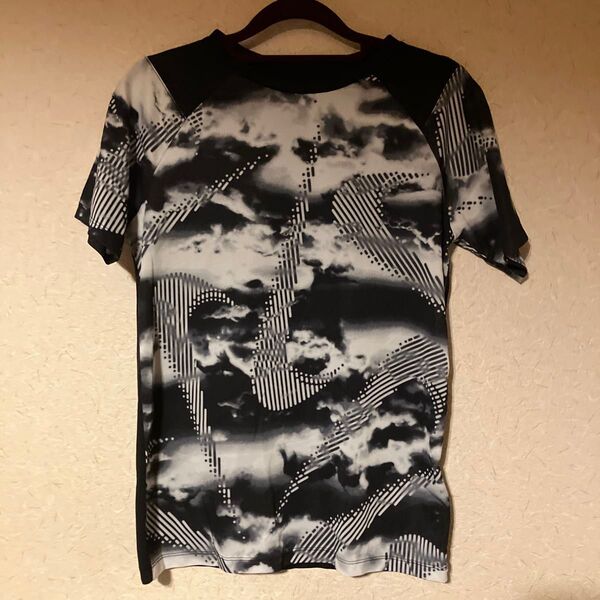 ナイキ Tシャツ 半袖Tシャツ ナイキ