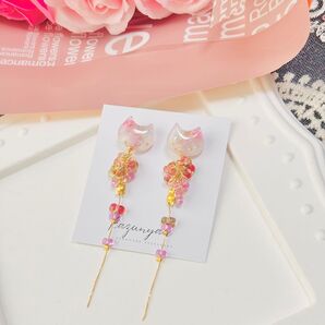桜のロングねこピアス レジン ハンドメイド