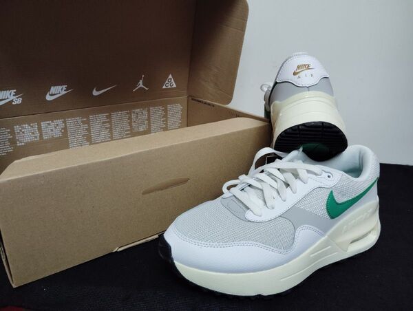 新品25cmナイキNIKEレディーススニーカーエア マックスシステムライトグレー グリーンAIRMAX SYSTM SC好きに