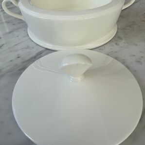 美品/Noritakeノリタケ キャセロール シチューポット 白磁 陶器