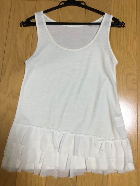タンクトップ 新品