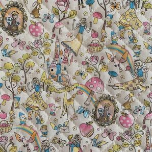 【完売品】白雪姫柄のキルティング生地【手芸】
