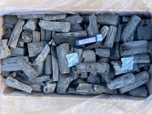 ベトナム備長炭C3荒割(2箱×15KG)