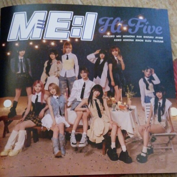 通常盤 (初回プレス) 応募抽選券封入 セルカトレカ+ロゴステッカーセット ME:I CD/Hi-Five 24/8/28発売