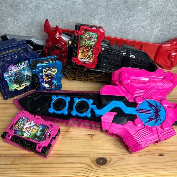仮面ライダーセイバー 変身ベルト ワンダーライドブック まとめ売り