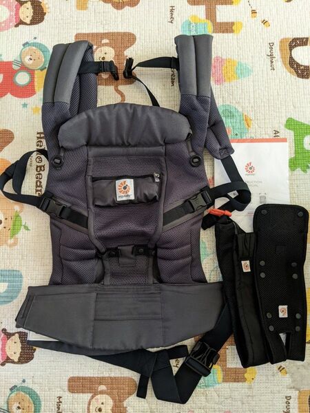 美品 エルゴベビー 抱っこ紐 メッシュ アダプト クールエア 3ヶ月程の使用