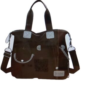 大容量、ショルダーバッグ