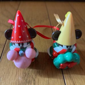 ディズニー クリスマス 2023 リルリンリン オーナメント カプセルトイ ガチャ 赤 黄色 2種セット