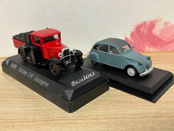 送料無料 1/43 シトロエン 2CV C4F Gazogene トラック ミニカーセット CITROEN TRUCK 旧車