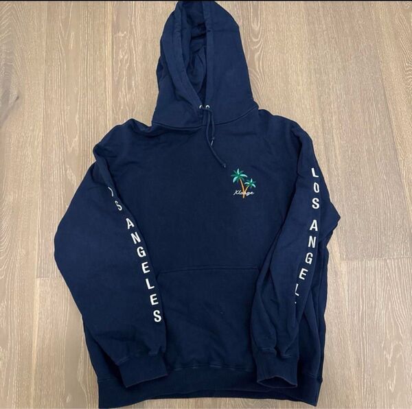 XLARGEパーカー