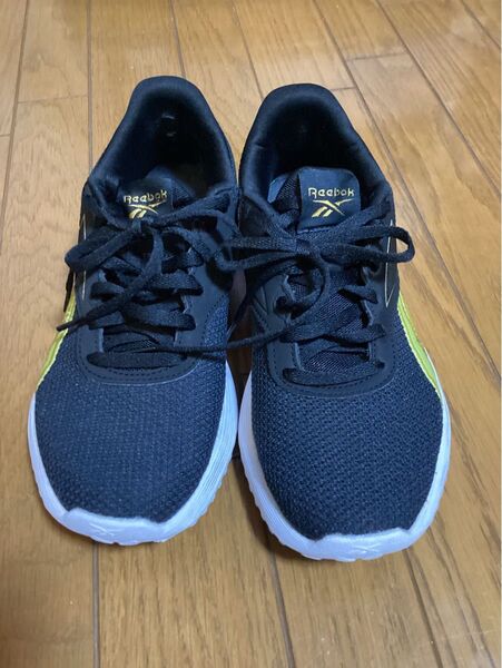 Reebokランニングシューズ24.5
