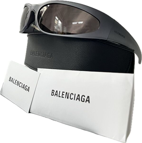 【美品】BALENCIAGA バレンシアガ Reverse Xpander サングラス ブラック 黒 ケース付き メンズ