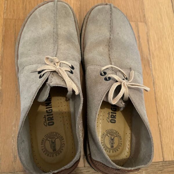 Clarks ワラビー ベージュ スエード